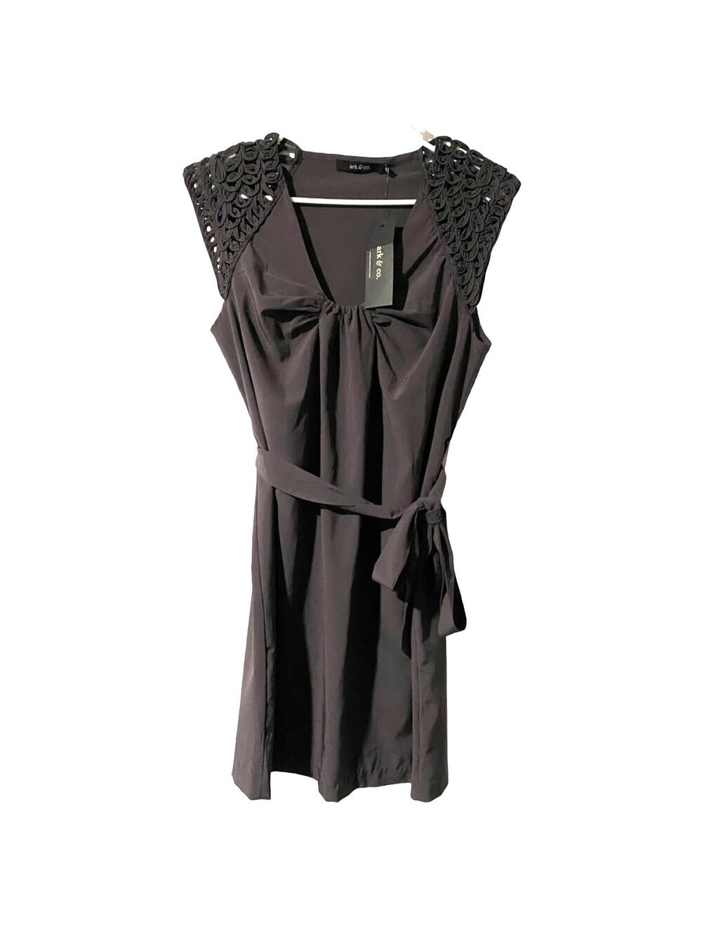 NEW Ark & Co. Crochet Trim Charcoal Gray Mini Dress Medium Lightweight Twee